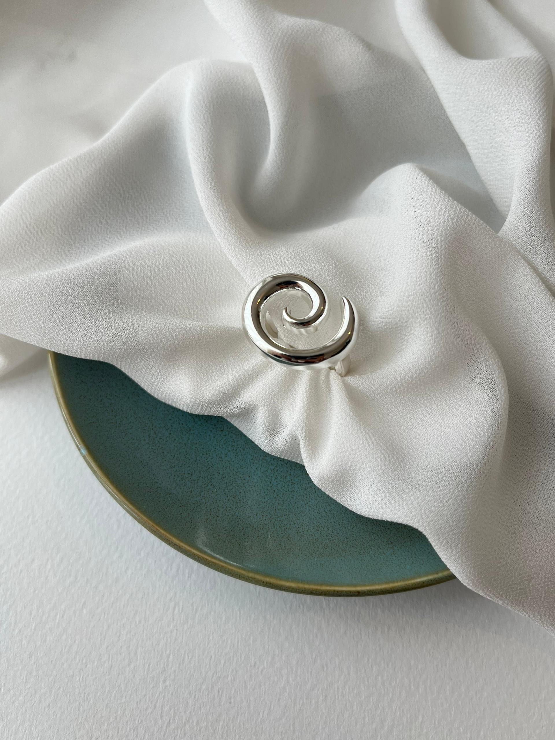 انگشتر اسپیرال