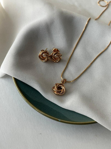 نیمست آبکاری طلا زنانه مدل گل ژوپینگ